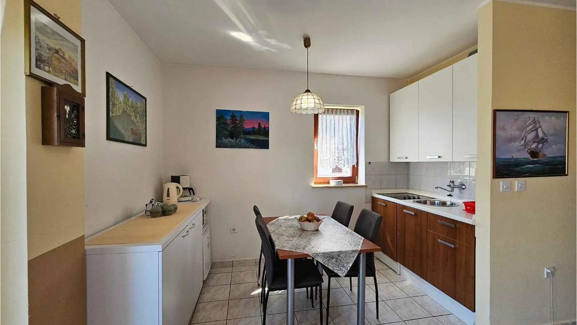 Apartment In Njivice/Insel Krk 13239  Njivice