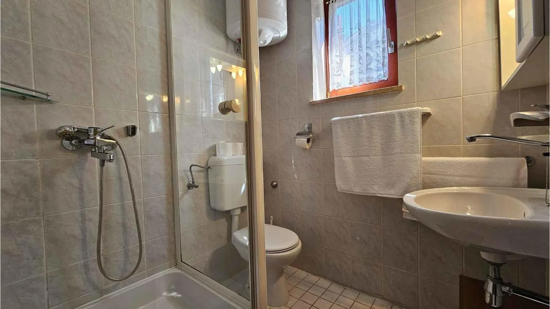 Apartment In Njivice/Insel Krk 13239 Njivice