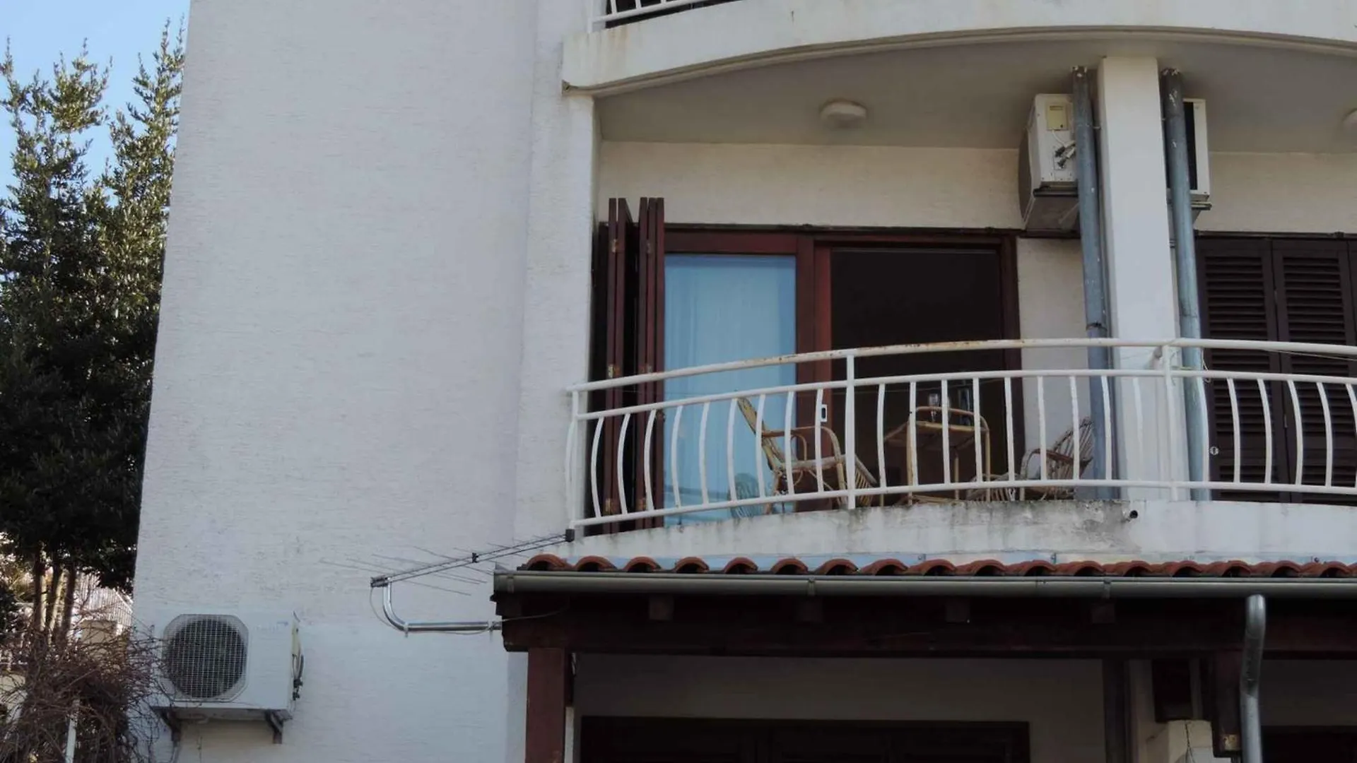 Apartment In Njivice/Insel Krk 13239  Njivice